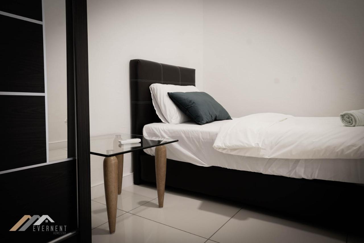 Marina Times Square Homestay By Evernent Miri Εξωτερικό φωτογραφία