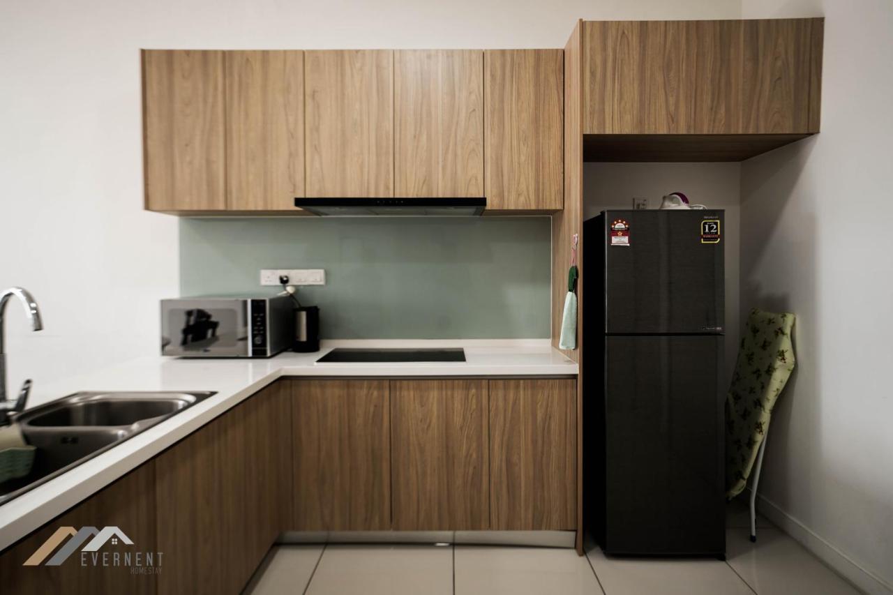 Marina Times Square Homestay By Evernent Miri Εξωτερικό φωτογραφία