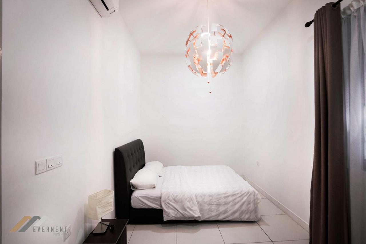 Marina Times Square Homestay By Evernent Miri Εξωτερικό φωτογραφία