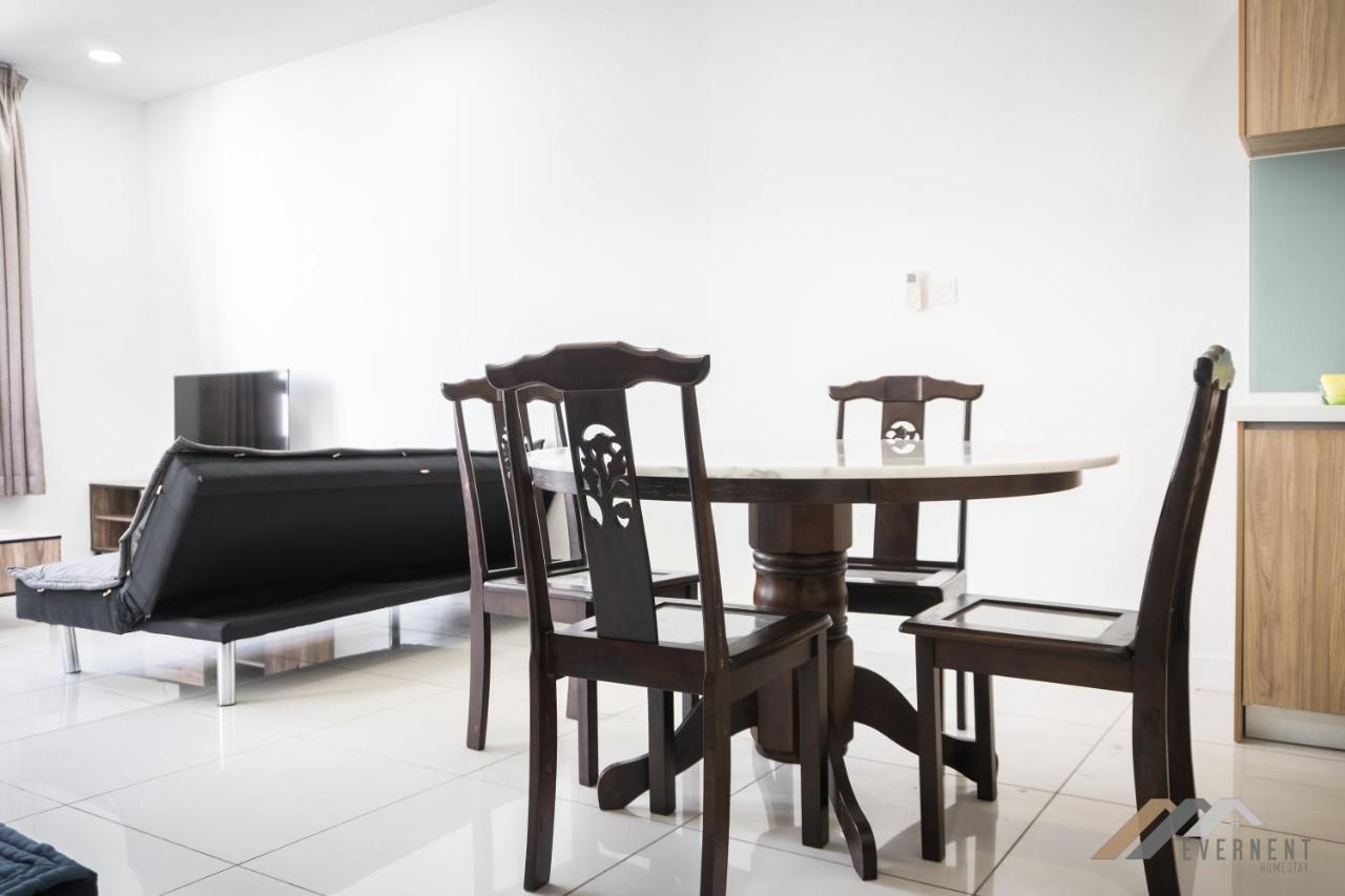 Marina Times Square Homestay By Evernent Miri Εξωτερικό φωτογραφία